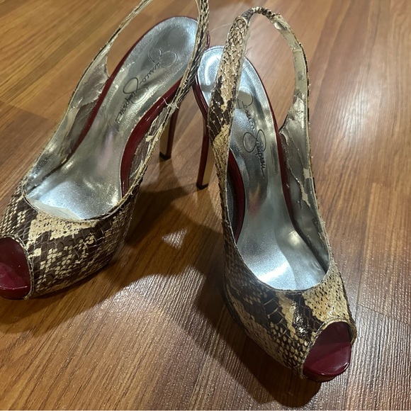 Jessica Simpson peep toe snake skin and red patent heel size 7.5 - Picture 4 of 5